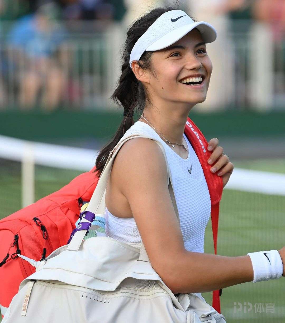 和防守都离 和防守都离