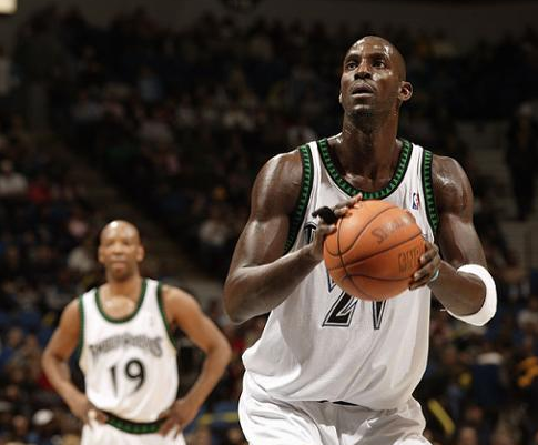 默契的传切 默契的传切