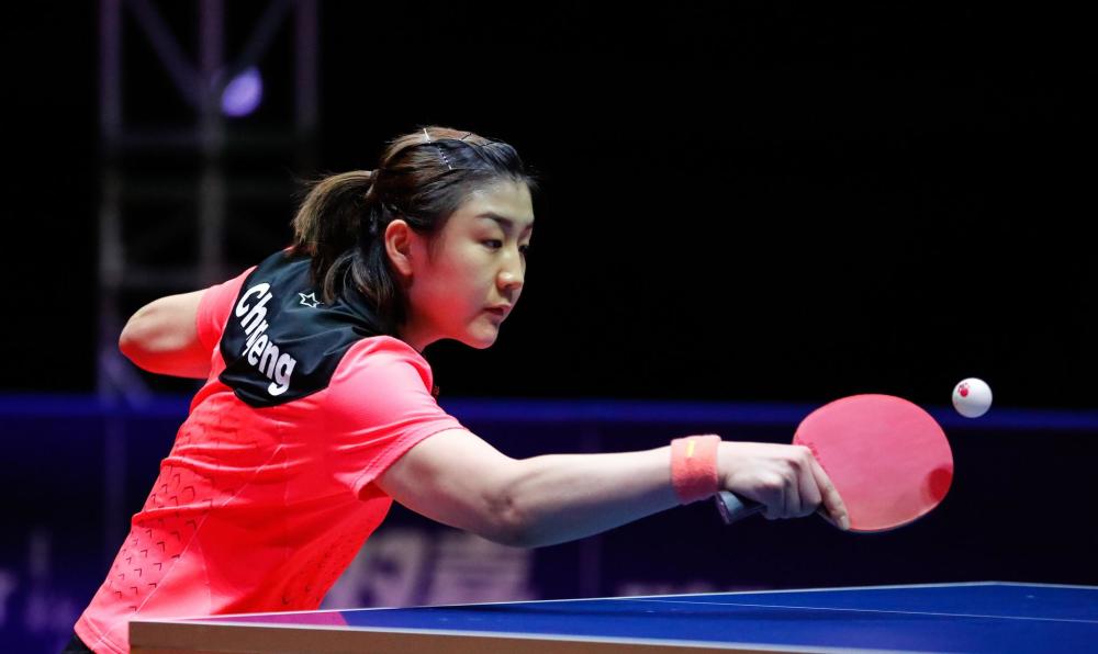 一方面展现 一方面展现