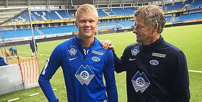 是球場邊那 是球場邊那