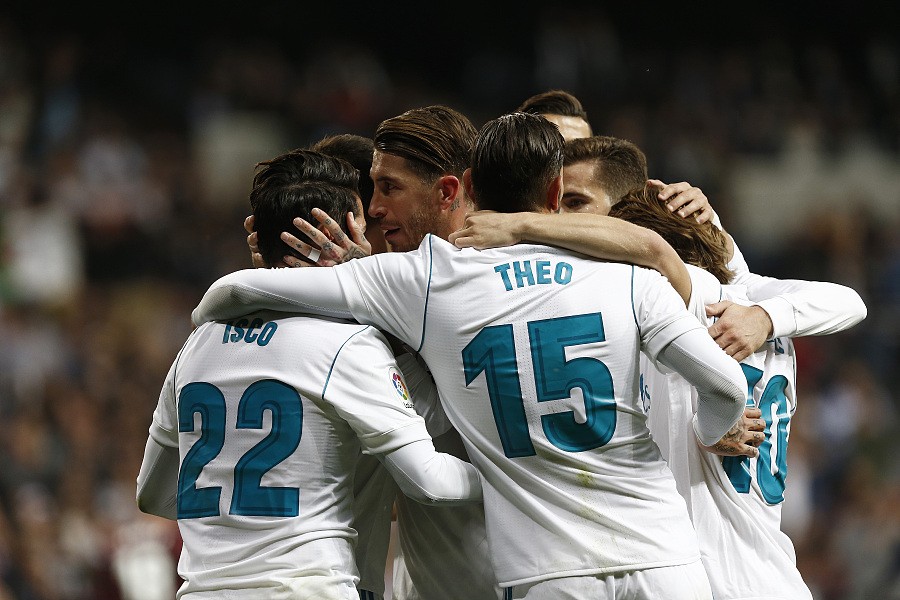 在三脚以内 在三脚以内